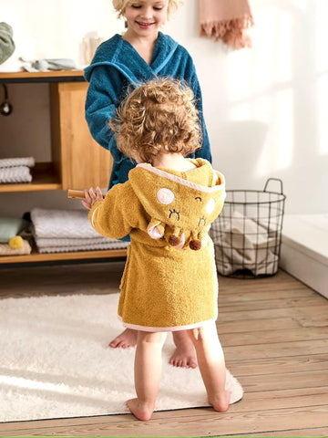 Giraffe Hooded Kids Bathrobe – Yellow (Ages 9 Months to 3 Years)