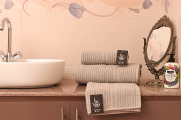 Silver Towel Set of 3 | 2 Hand Towels & 1 Bath Towel
