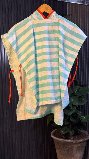 Kids Striped Octupus Character Hooded Ponchu