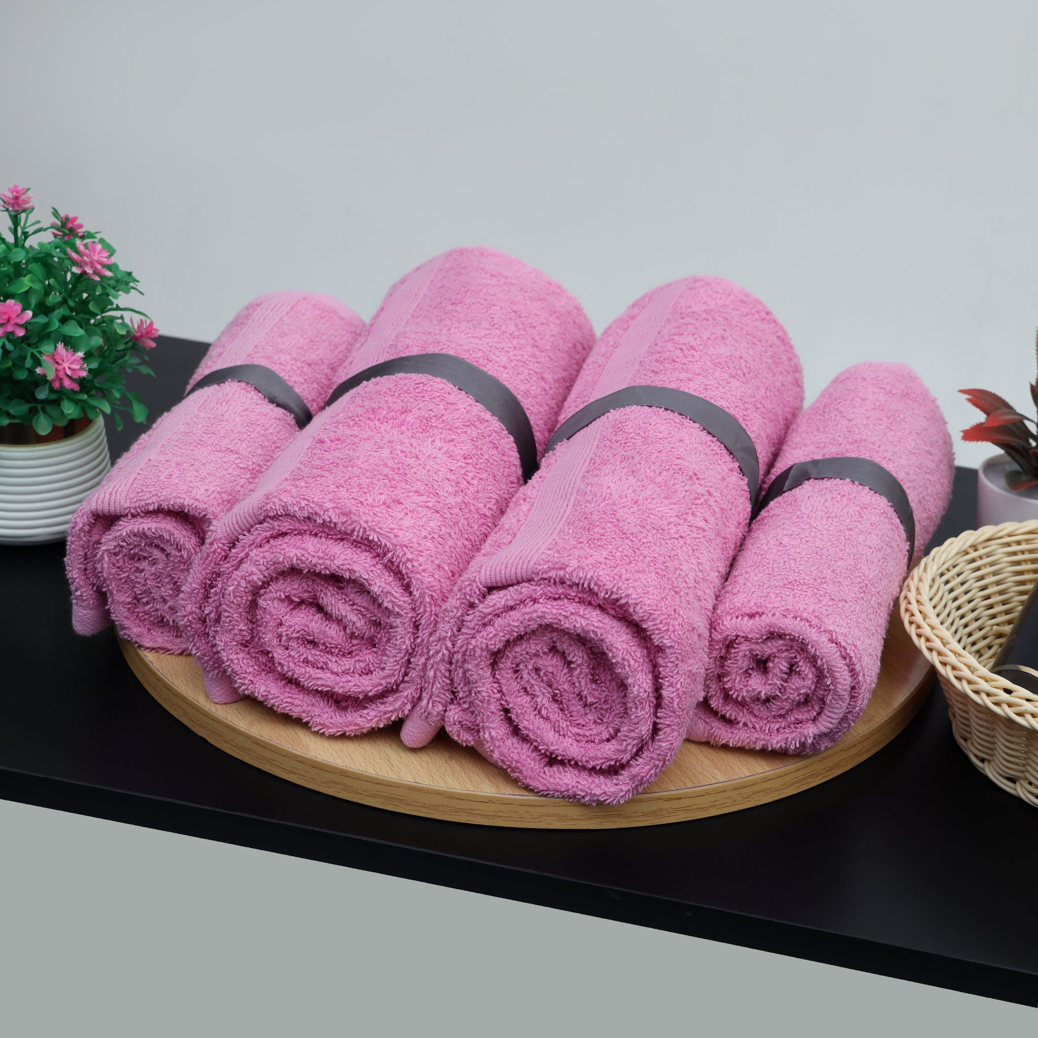 Pink Pack of 4 Luxury Cotton Towels- 2 Hand Towels & 2 Bath Towels