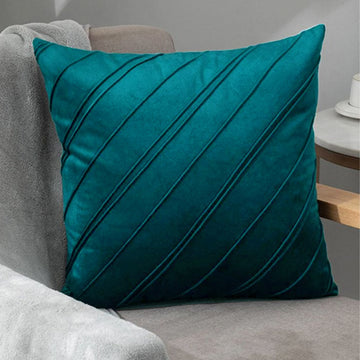 Velvet frilled pack of 2 cushion covers